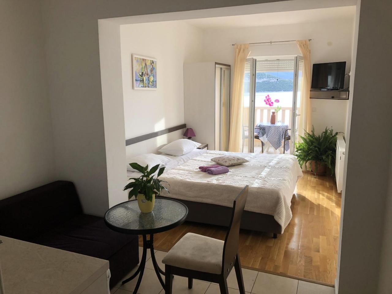 Apartmani Ancora ネウム エクステリア 写真